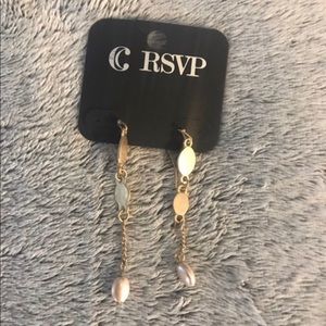 Charming Charlie drop earrings